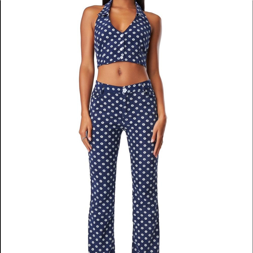 70s inspired floral set!